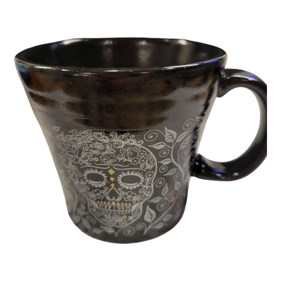 Fiesta 9" Luncheon & Tapered Mug Plates Skull & Vine - Picture 4 of 4